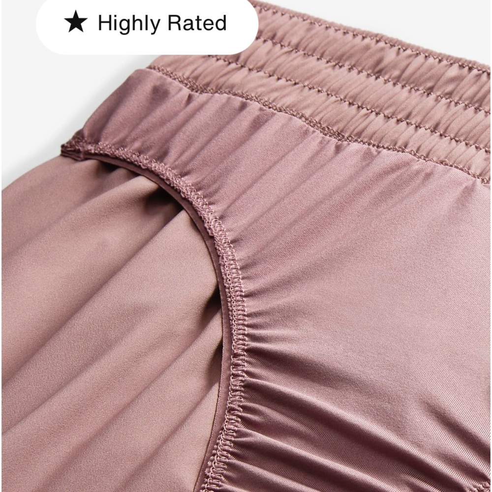 Nike One Women’s Dri-FIT Mid-Rise Brief-Lined Shorts - Picture 16 of 17